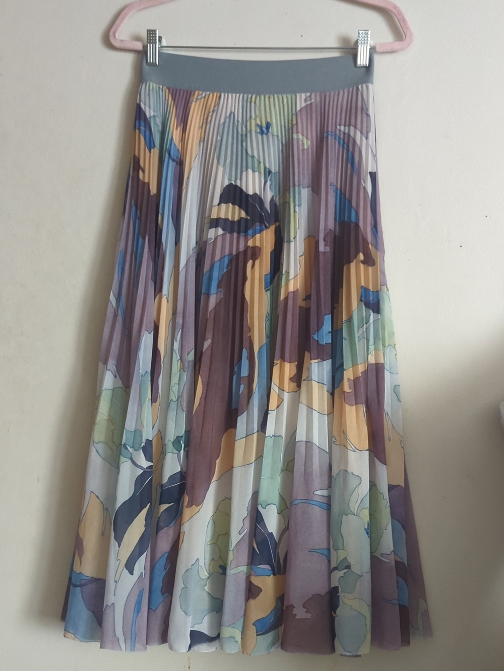 Wilfred Twirl Pleated Floral Midi Skirt in Multicolor - Picture 4 of 11